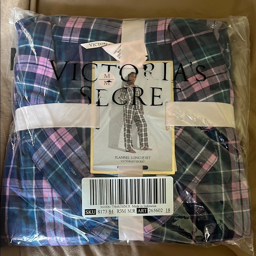 Victoria's Secret Plaid Flannel Pajama Set
